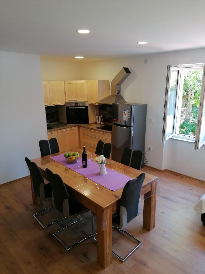Apartment "B" 50 M From The Beach Zadar Exteriör bild