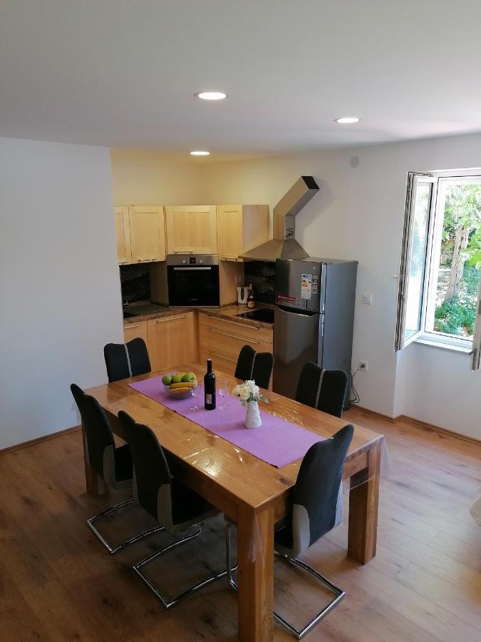 Apartment "B" 50 M From The Beach Zadar Exteriör bild