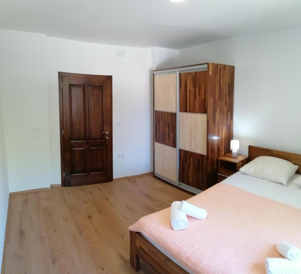 Apartment "B" 50 M From The Beach Zadar Exteriör bild